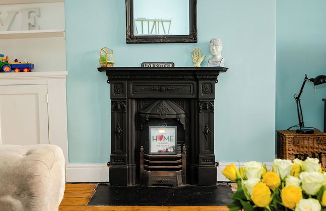 5-bed House With Distant sea Views in Plymouth - Foto 30