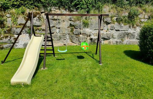 Gîte 1804 Montagnes du Jura avec Spa et Sauna classé 3 étoiles - Foto 9