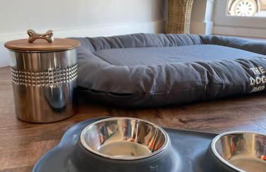 The Coach House at Wenvoe Manor, Cardiff - Photo 13