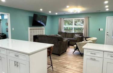 Quantico Graduation Home Visit DC 5 bedrooms 2 King Beds Stafford - Foto 36