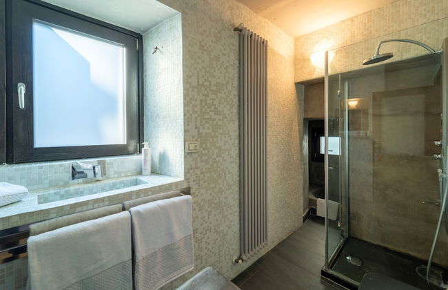 Petra Apartment in Civenna - Photo 26