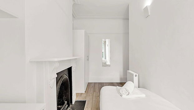 Bright and Newly Furnished Acton Apartment - Foto 2, Habitación