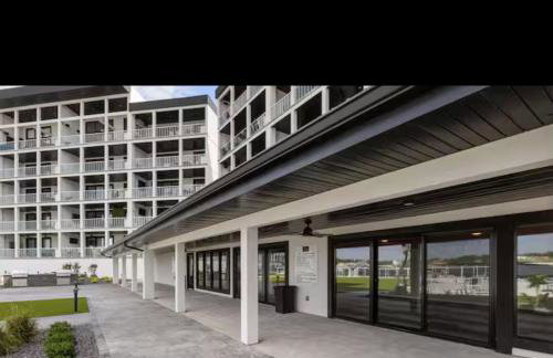 Upscale Lakeside Condo with Extraordinary Amenities at Topsider in Osage Beach 19mm - Photo 78