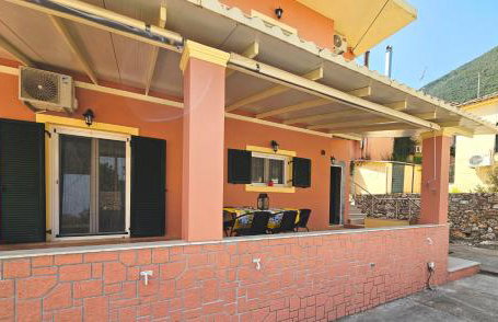 Stamatis Family Apartment - Photo 27