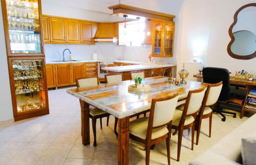 Garden Beach House - Photo 5