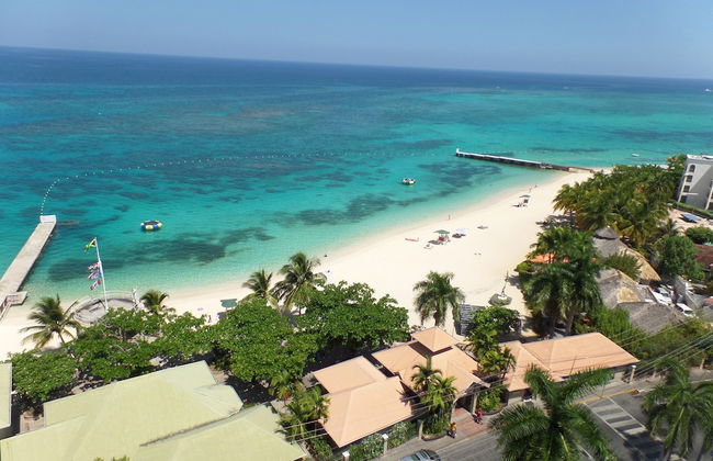 Daydream Beach at Montego Bay Club - Foto 17