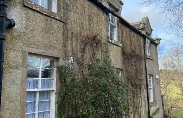 Kirkton Cottage whole house in Cairnie Aberdeenshire - Photo 2