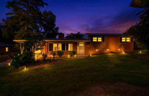 Orange Pit - 3BD 2BA Luxury Retreat - West Cola - Photo 5