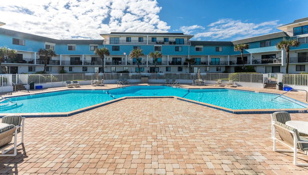 Lovely 2 Bedroom Beachfront Condo - Foto 2, Profilbild