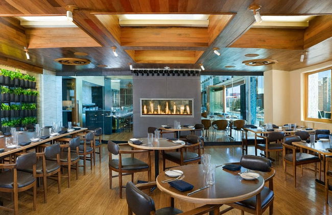 Luxury Suites at the Palms - Foto 36