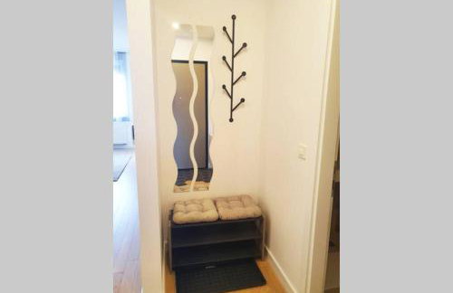 No.5 Apartment - Photo 8