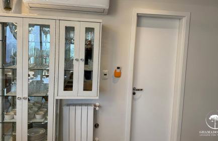 Luxuoso apartamento de 3 suítes frente rua torta - Foto 37