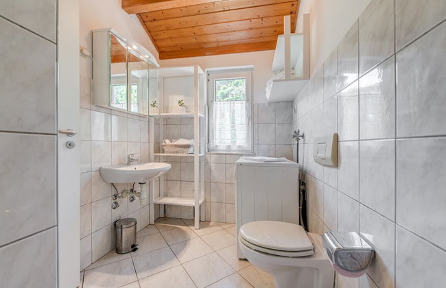 Beachfront Apartment With Balcony and Parking - Foto 10