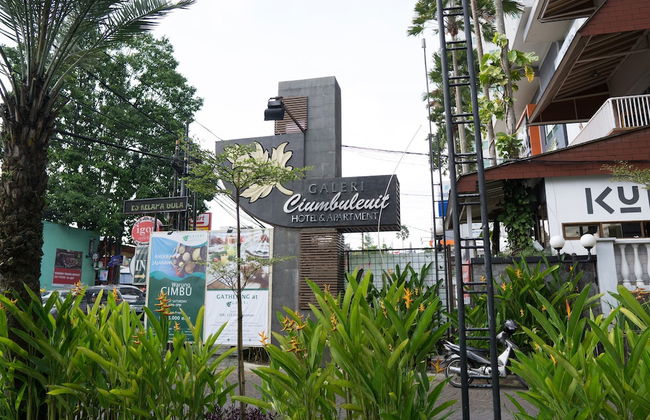 2BR Apartment with Private Bathtub at Galeri Ciumbuleuit 1 - Foto 40