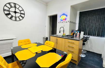 Spacious 3 Bedroom Entire Apartment Self Check in & Free Parking - Photo 52