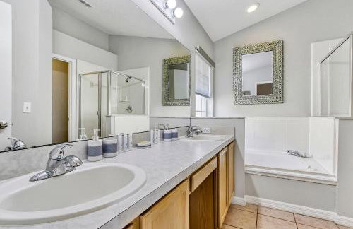 Star Lake Oasis - 4 bed family pool home - Foto 40