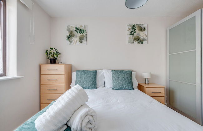 Canadawater-2bedroom-1bathroom-wifi-free Parking - Photo 9