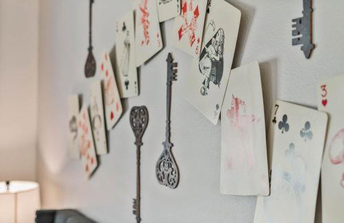 Great Location, gated community, private heated POOL - Foto 10