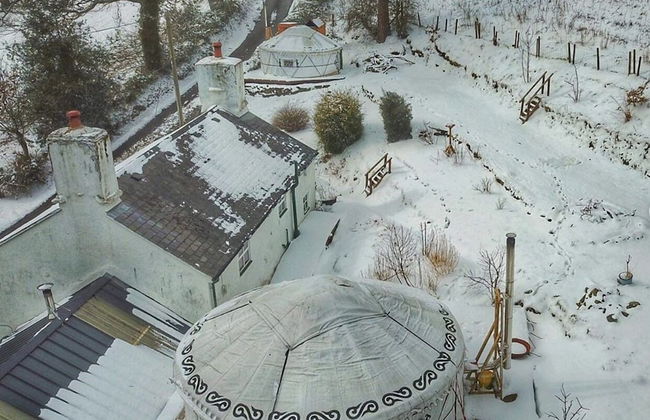 Hapus Yurt - Two Beautiful Yurts and Barn Cottage - Foto 35