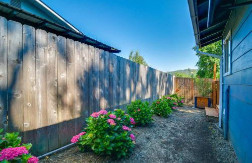 Cozy Roseburg Home with Fire Pit and Gas Grill! - Foto 19