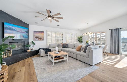 Steps To #PismoBeach with Poker, Foosball, FREE EV Charger, and Bikes - Photo 1