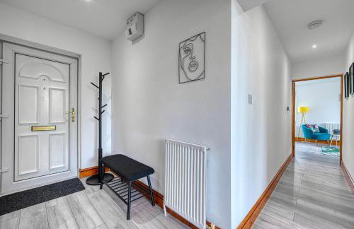 Abbey Court - 2 Bedroom Apartment, Parking, JLR, CVT - Coventry Accommodation LTD - Photo 17