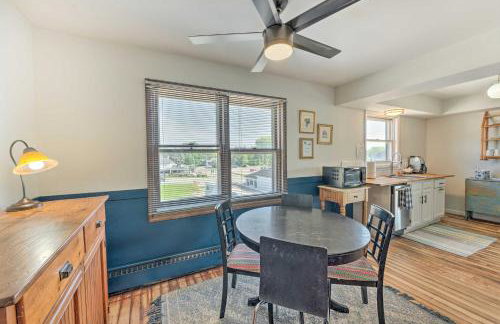 Williams Bay Getaway with Geneva Lake Views! - Foto 9