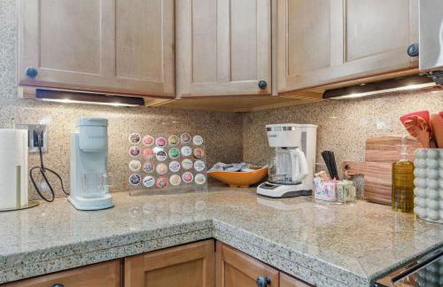 Spacious 4BD - Backyard BBQ, Fire Pit & Mini Golf - Foto 40