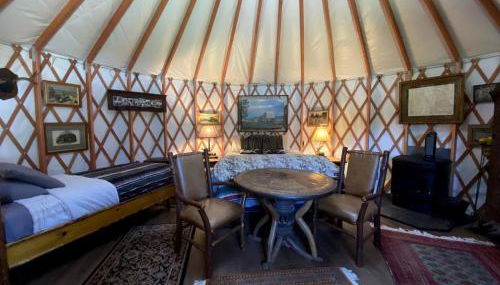 Rustic Yurt Getaway on Beautiful Snake River in Rigby, Idaho - Foto 5