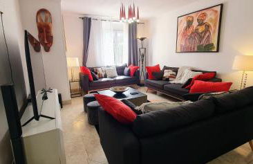 COQUELICOT - Spacieuse maison 172m2 - 4 chambres - Parking Privé & Wifi Gratuit - Foto 5