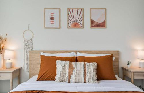 Perch - Urban Reflection 18 - Photo 21