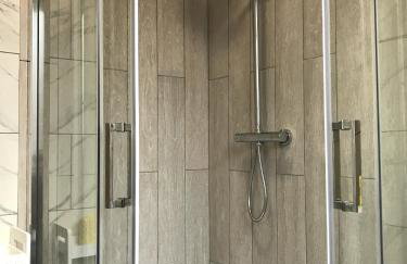 Bright Spacious 3-bed With Office & Patio, Preston - Foto 58