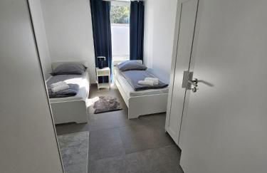 UZ Villa 11 - Laatzen 10 Minutes to Hannover Messe 140qm Modern Living Self-Check-In Wifi Parking - Foto 13