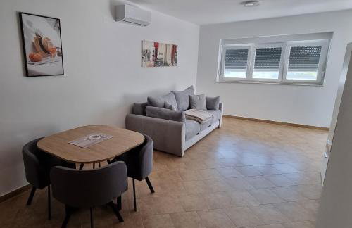 Apartmani Sunce i More - Photo 6