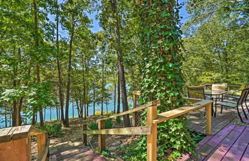 Home with Large Deck on Table Rock Lake! - Foto 36