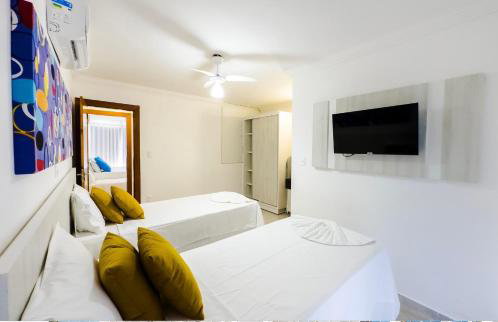 Casa com piscina, churrasqueira e estacionamento - Foto 15