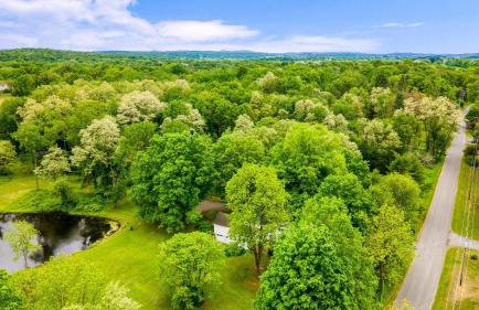 Pondfront Gem Minutes from Hudson’s Best Shops Cafes The Stillwater House - Foto 32