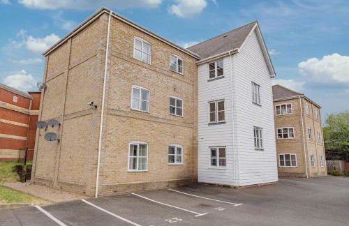 Spacious 3 bed flat in Colchester - Free parking - Foto 7