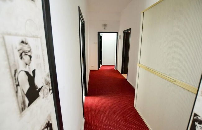 Central Class Bucharest - Foto 80