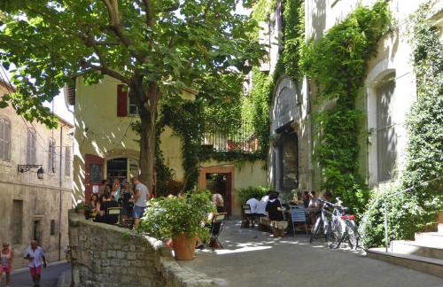 Holiday cottage with private terrace, Bellegarde - Foto 19