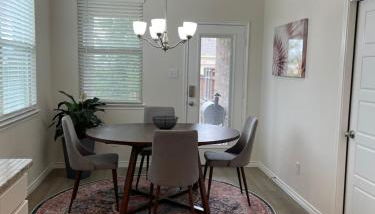 Home Away From Home While Away From Home II - Foto 5