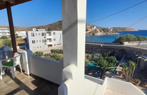 Παραθαλάσσιο εξοχικό σπίτι με θέα τον κόλπο Βάρης - Photo 3