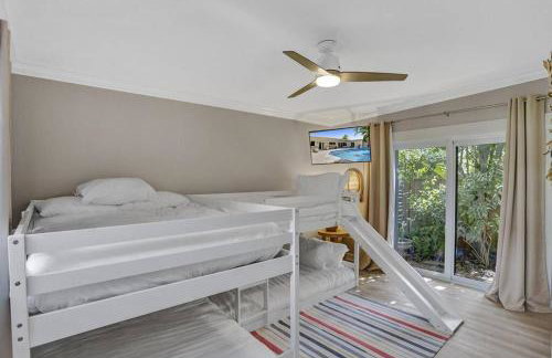 Brand New! Heated Pool, Golf Cart, Next to Beach - Foto 46