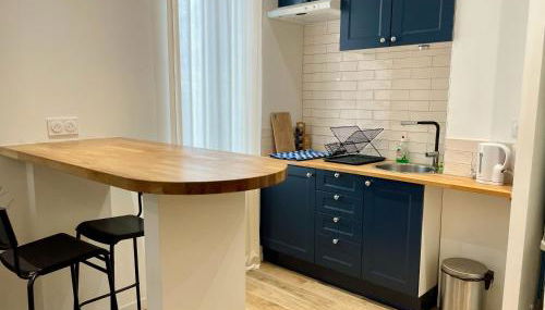 Studio Cosy, 2 pas Gare de Tours - Photo 2, stove