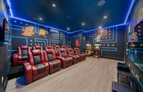 New Epic Escape Theater Pool & Golf Views - Foto 7