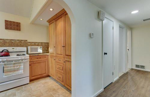 Milford Family Home with Koi Pond and Porch! - Foto 10