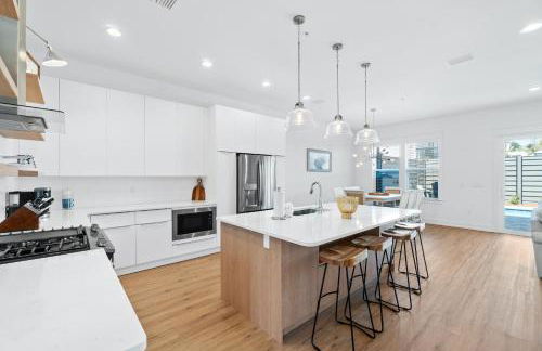 Beach House with Private Pool - Elevated Escape by Panhandle Getaways - Foto 32