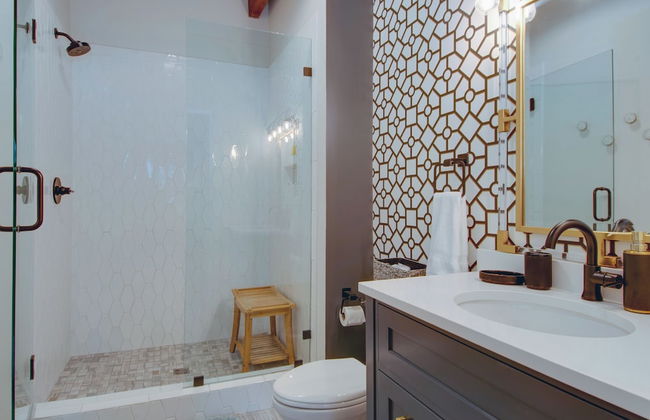 Modern Luxury at The 1865 - Photo 22