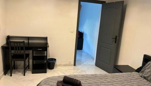 Proche Gare Paris-CDG Stade-de-France Astérix Expo - Foto 5