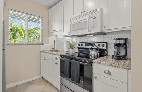 Las Hermanas 3 - Foto 60